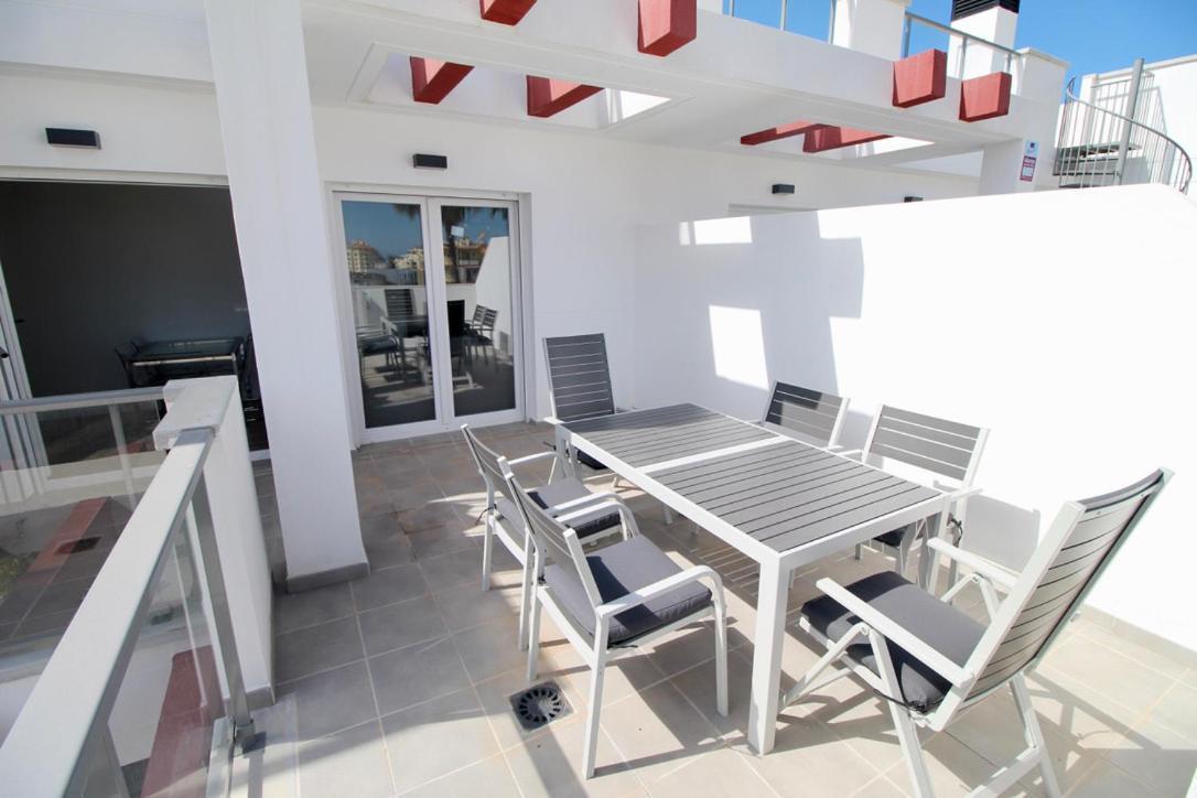 Victoria 80 By Homeprive Dénia Esterno foto